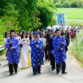 Hành Hương Kính Đức Mẹ La Vang 2014