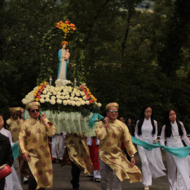 Hành Hương Kính Đức Mẹ La Vang 2018